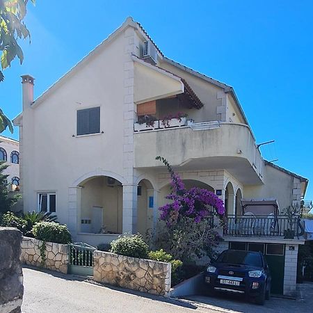 סופטאר Apartmani Fani מראה חיצוני תמונה