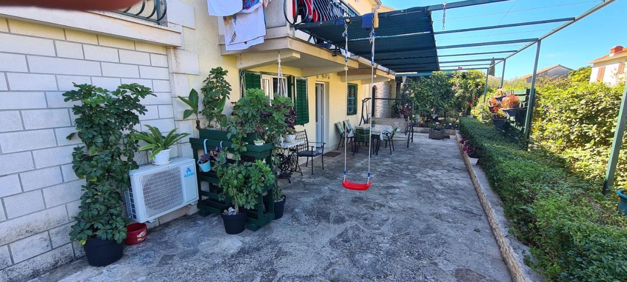 סופטאר Apartmani Fani מראה חיצוני תמונה